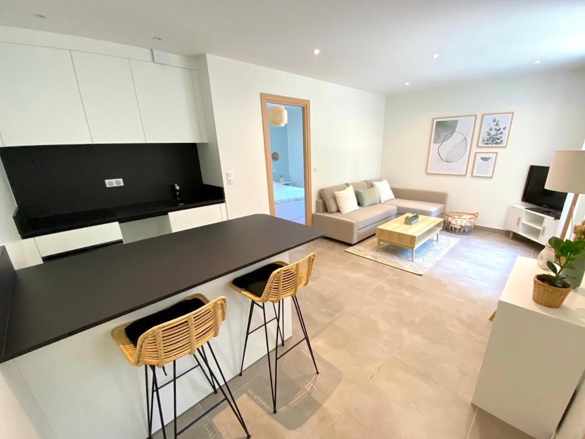 T2 Neuf, Parking & Garage Prive, Proche Centre Holiday home