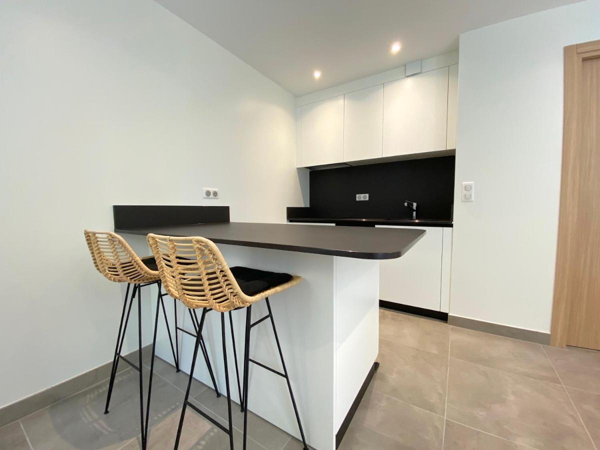 T2 Neuf, Parking & Garage Prive, Proche Centre