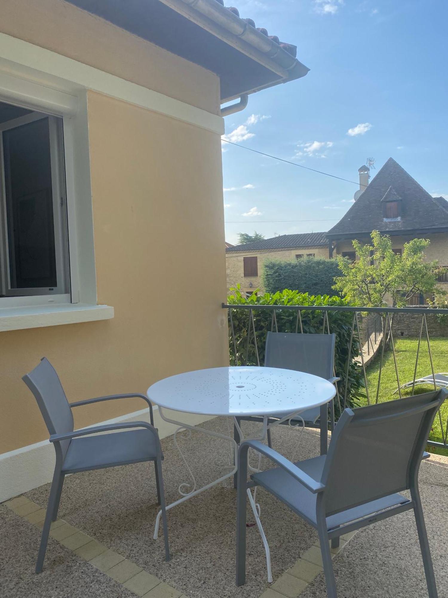 T2 Neuf, Parking & Garage Prive, Proche Centre Holiday home *